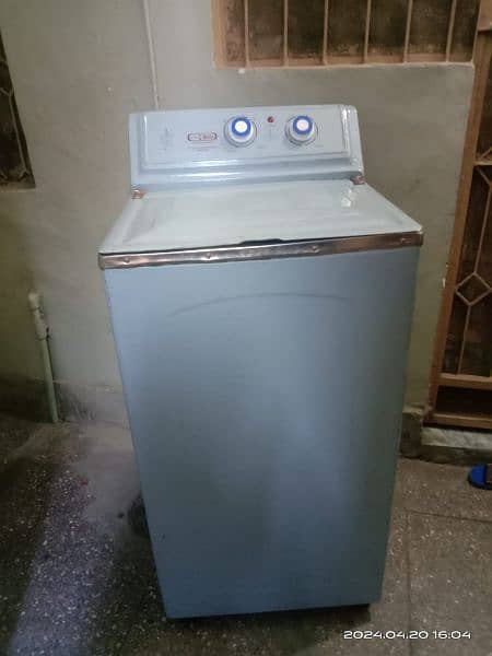 washing dryer 2 month's use like new 5