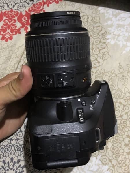 Nikon D5200 cam with 18-55mm lens 3