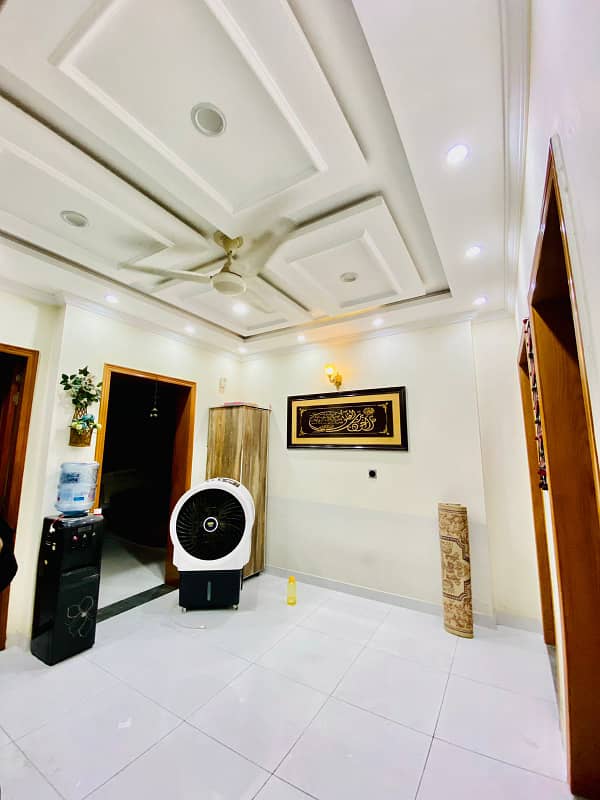 5 Marla Slightly Used Houses For Sale In Dream Gardens Lahore 9