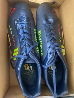 Football Shoes (Good Condition) size:11