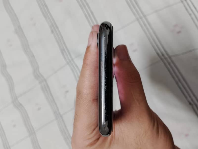IPhone X LLA Model FU NON-PTA 1