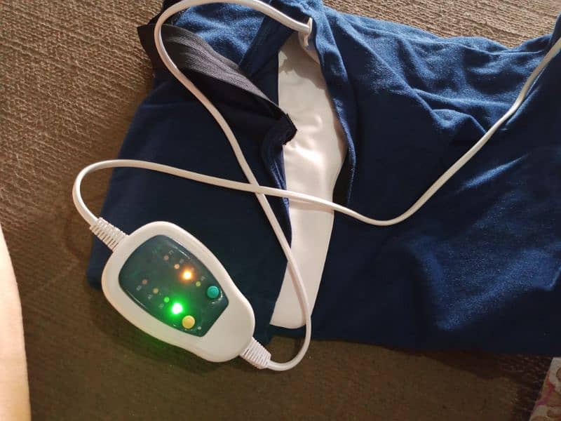 Therapy device & Heating Pads 3