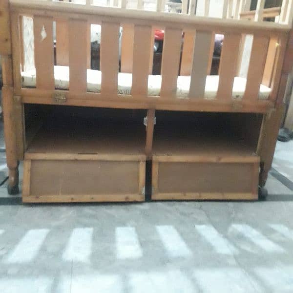 wooden baby cot 1