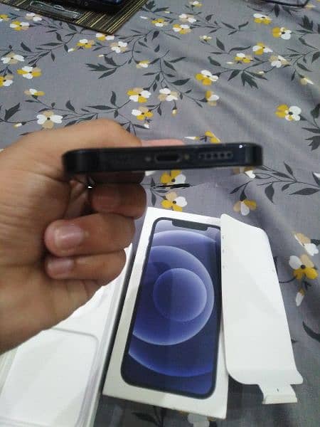 IPhone 12 just box open  14 march 2025 tak ki apple warranty ha 5