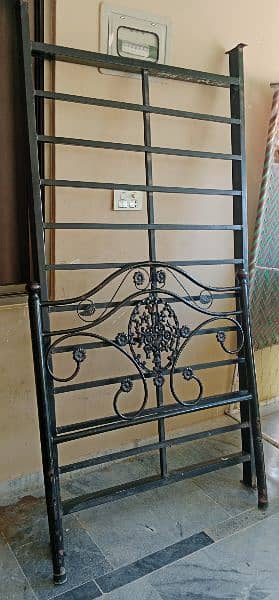 single iron bed for sale 2