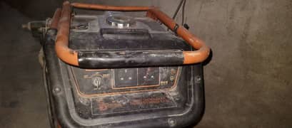 6500WT GENERATOR FOR SALE ONLY USED IN HOME 0
