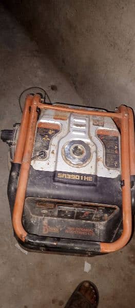 6500WT GENERATOR FOR SALE ONLY USED IN HOME 3