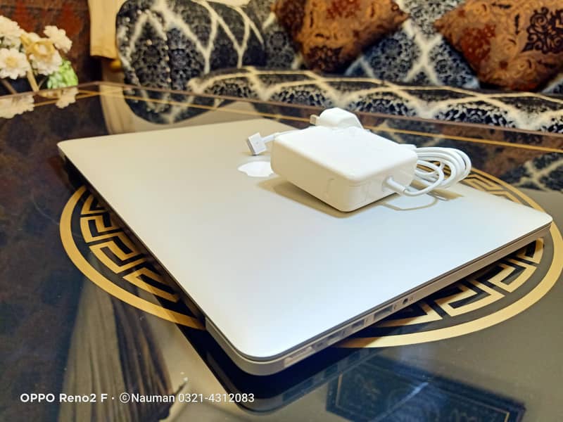 MacBook Pro 2012 15" Ratina Display, Core i7, 8GB RAM, 500GB SSD 3