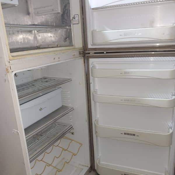 Dawlance full  size fridge 4