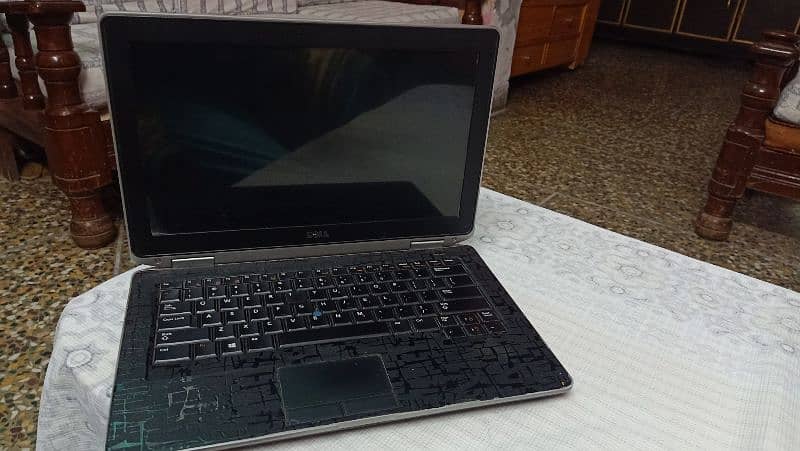 very good laptop not used much works well 4