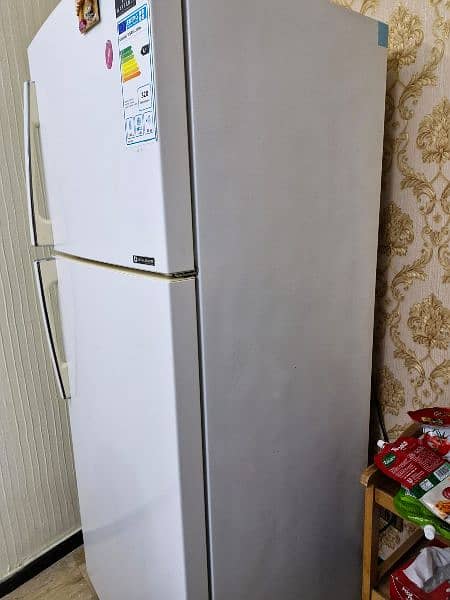 Samsung Refrigerator in new condition for sale 1
