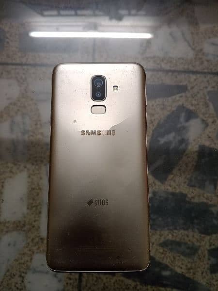 SAMSUNG GALAXY J-8 3