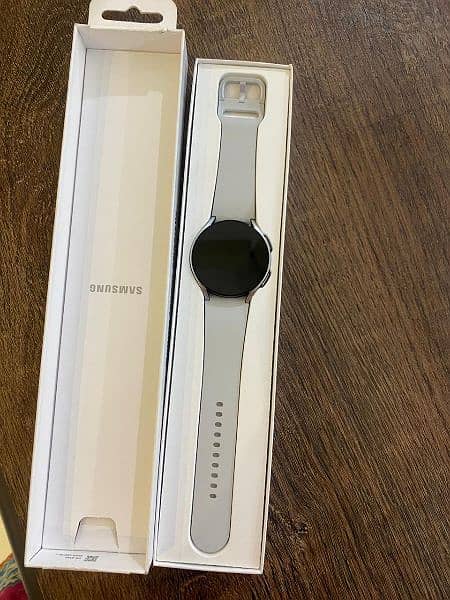 Brand new Samsung galaxy watch 6 0