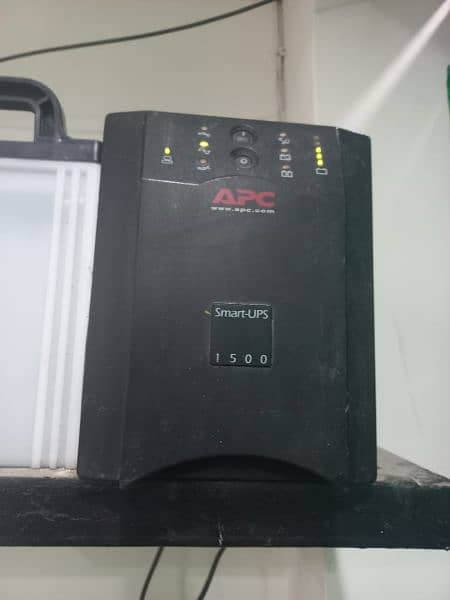 Apc ups 1500 va 0