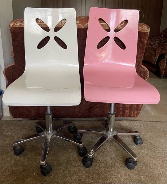 Revolving chair with height adjustment for sale 1