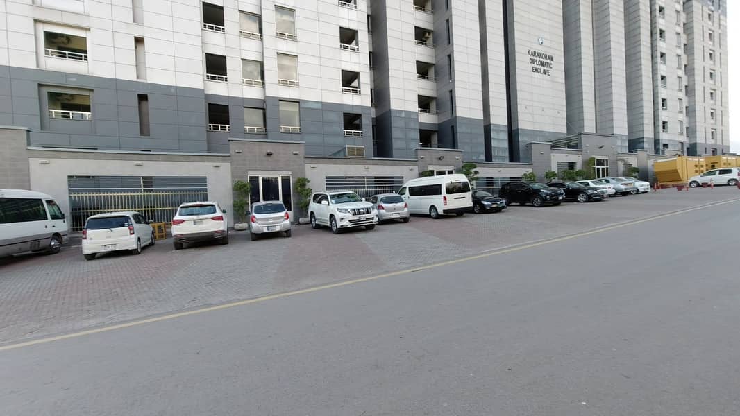 Luxury Flat For Sale In Diplomatic Enclave 8
