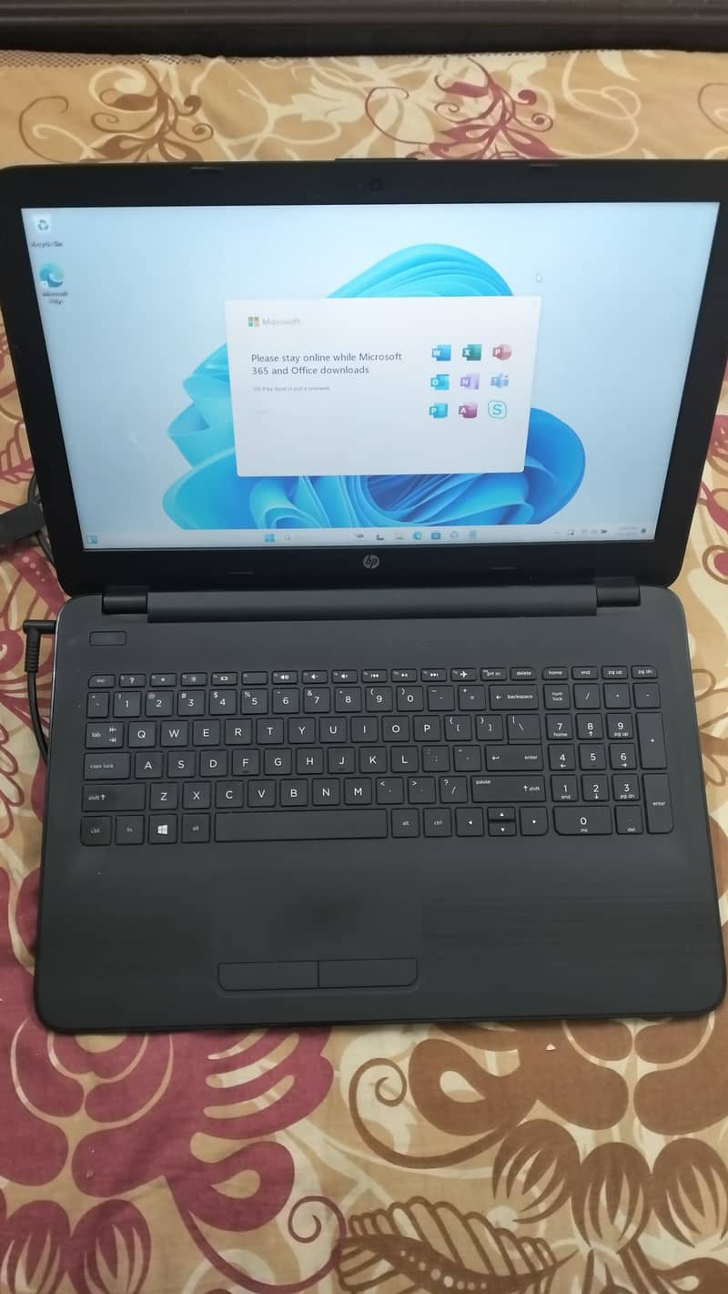 HP Notebook Laptop Full Kayboard 0