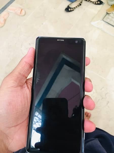 SONY XPERIA XZ3 0