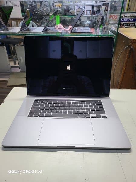 Apple MacBook Pro 2019 16" 3