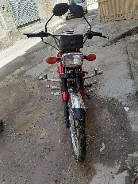 Honda cg 125 model 2016 all OK no work needed with all documents 1