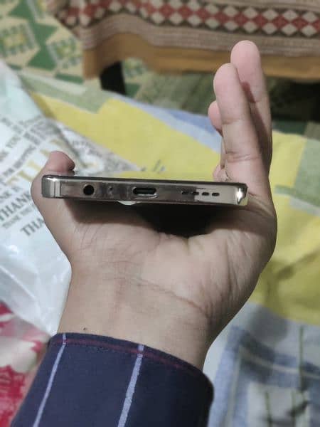 infinix note 30 pro wireless charger 15 days used 4