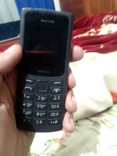 selling Nokia 110 with box and all accessories