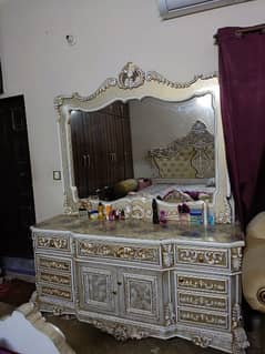 Bed with dressing table and s2 side tablets