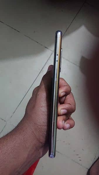 OnePlus 8 4