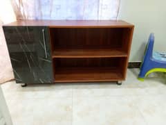 tv table new condition no damage only 1 year old