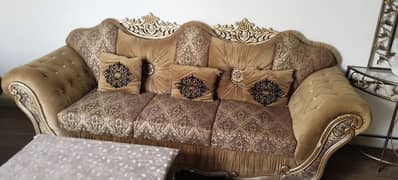 6 month used heavy sofa set for sale fully heavy sofa set
