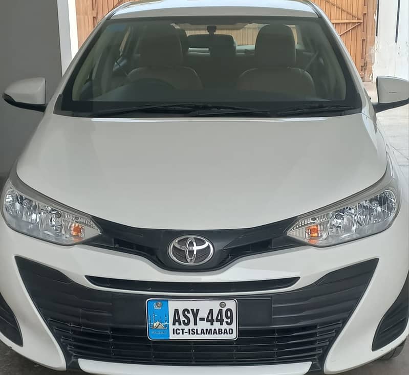 2021 White Yaris ,Islamabad Number Only 6100 KMs in Bahawalur. . Urgent 11