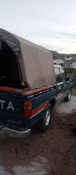 1988 Toyota hilux in a superb condition CNG and Petrol 11