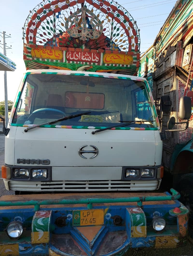 Hino FB Truck For Sale 0