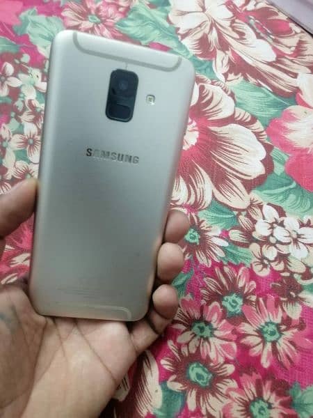 Samsung Galaxy A6 3