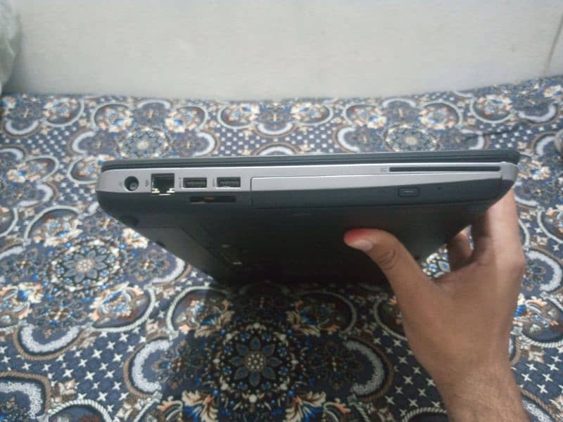 hp laptop core-i5 (4 generation) 5