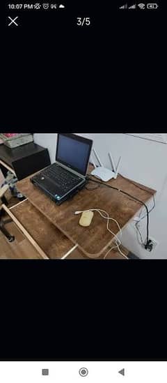 wall mounted laptop table