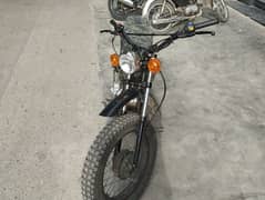 Yamaha trail dt100 self start 200cc