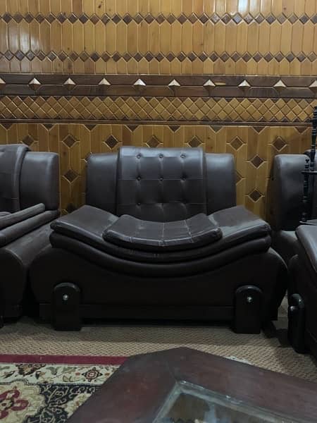 Sofas for sell 8