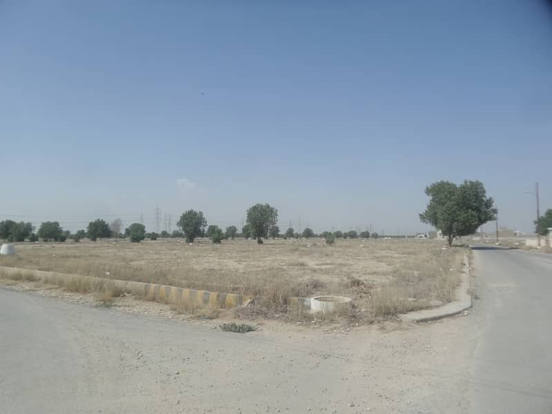 Get This Amazing 400 Square Yards Residential Plot Available In Pir Ahmed Zaman Town - Block 2 2