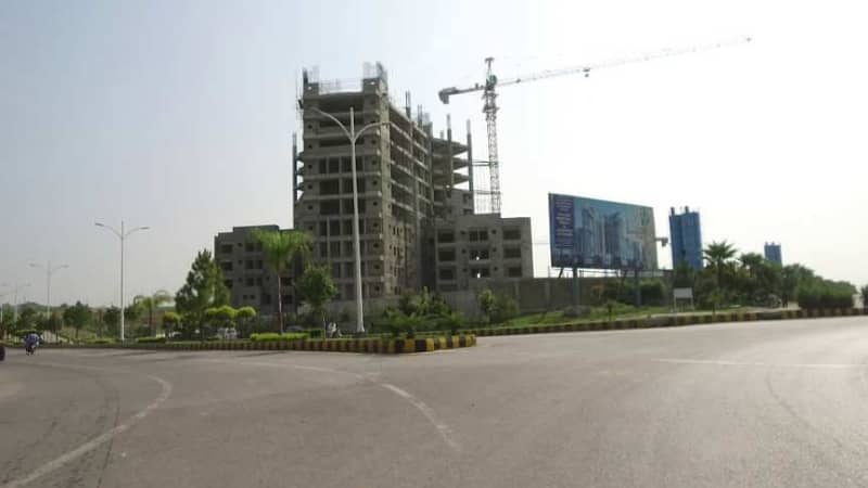 Gulberg Greens Islamabad 5 kanal Developed and Possession plot at Block B 3