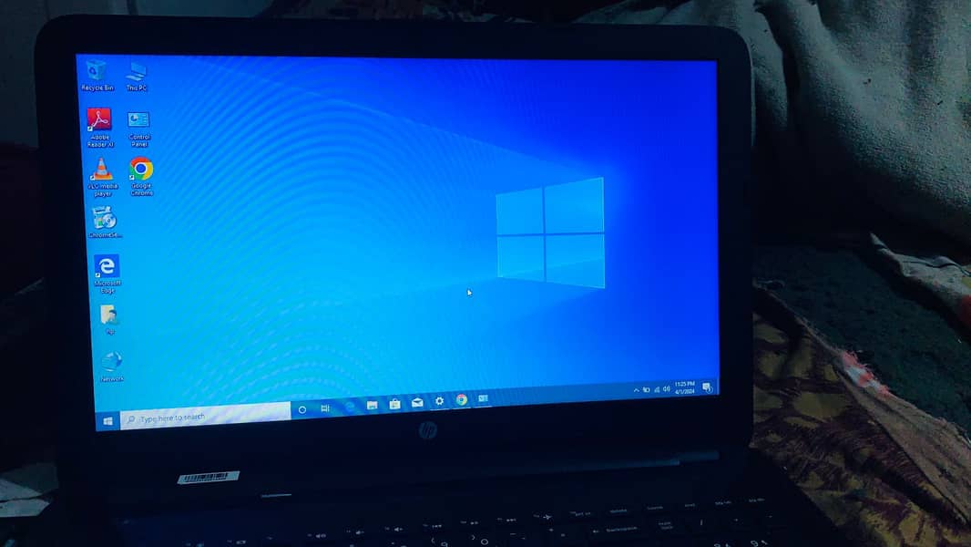 Hp Core i3 6th generation laptop 4gb ram 1tb hard disk good condition 5