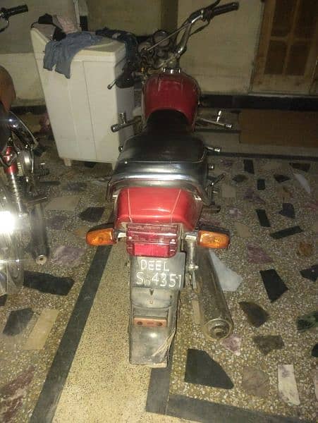 Honda 100 cc bike in good condition 2