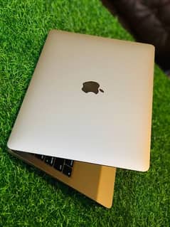 MacBook Air Core i-3, 2020, 13 inch, 8-256, Golden Color