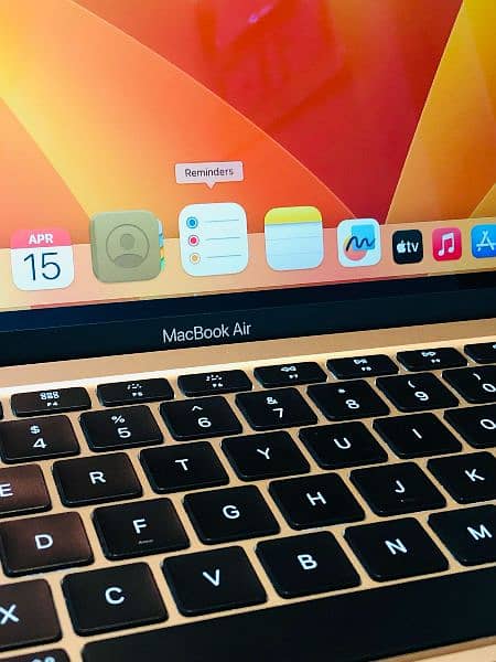 MacBook Air Core i-3, 2020, 13 inch, 8-256, Golden Color 10