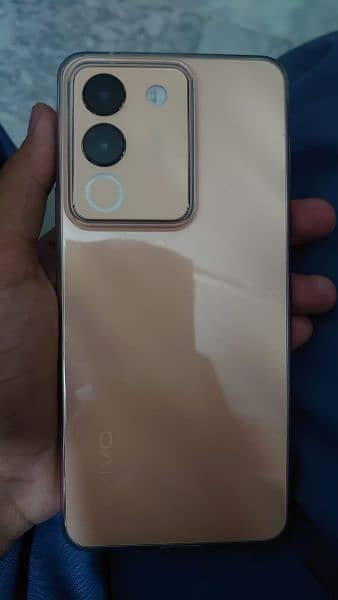 vivo 29e  fast charging cel new 4 day use 3