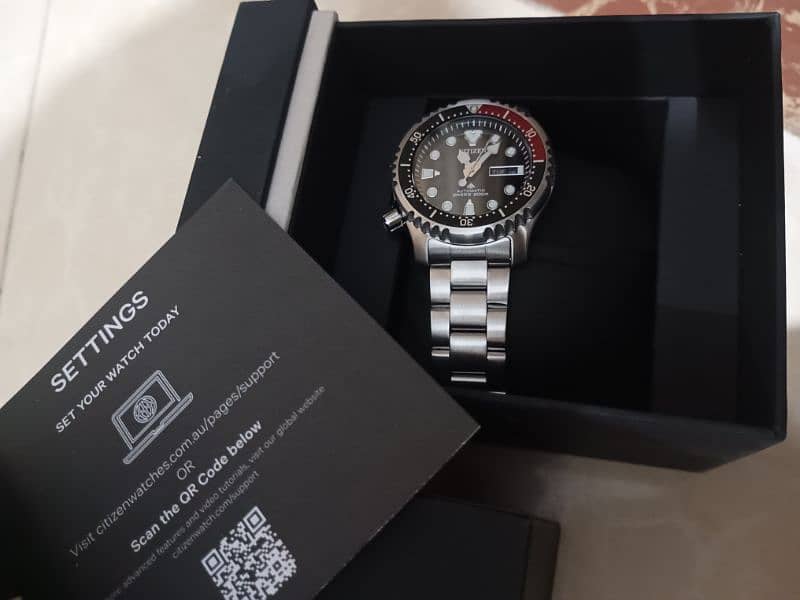 Imported Citizen Automatic 200m Dive just box opened. 2