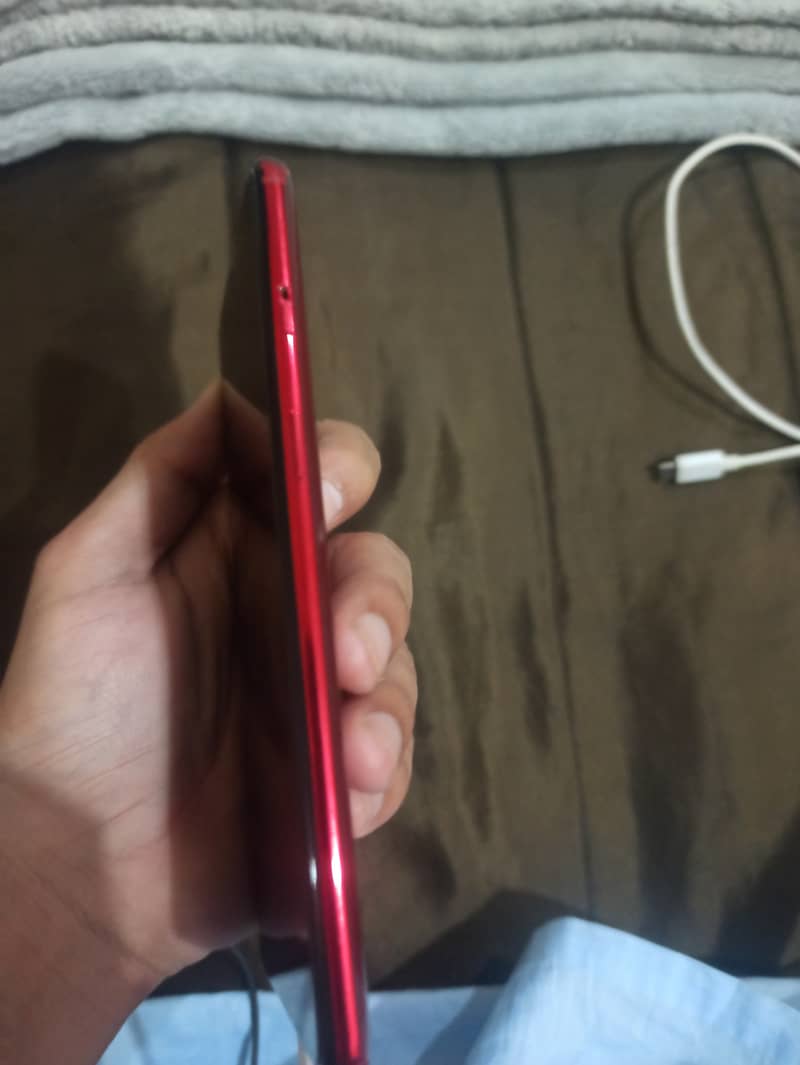 One Plus 7 on cheap price 3
