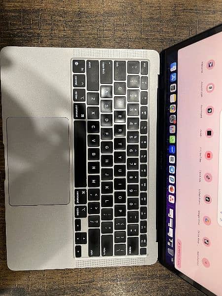 MacBook Air M1 2020, 13-inch - 8GB/512GB - Space Grey 4