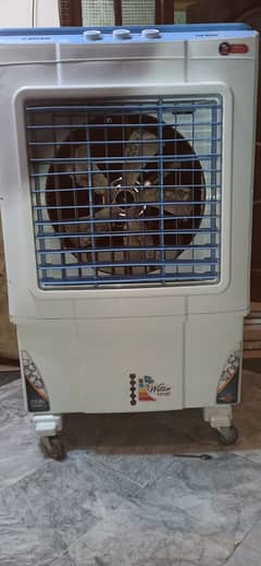I-Zone Room Cooler Model 14000, Only 20 days used 0