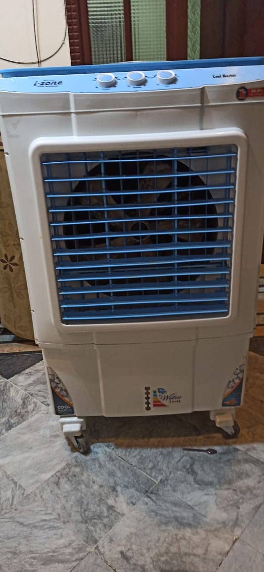 I-Zone Room Cooler Model 14000, Only 20 days used 1